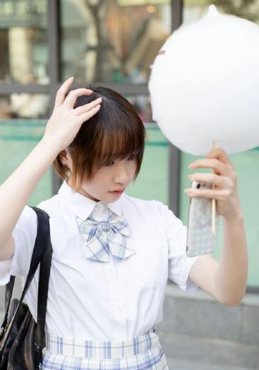 蝴蝶:成人世界