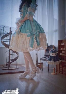 迷人的女保姆